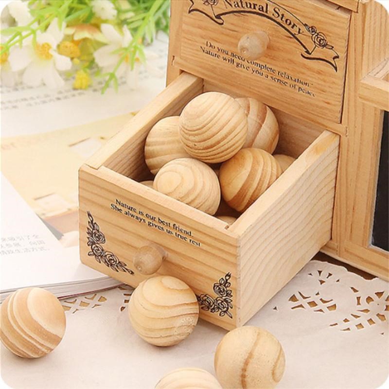 New Natural Cedar Wood Balls 1 - مراجعة Shoe Tree Cedar وسعره